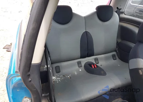 2004 Mini Cooper S z USA, uszkodzony, nr VIN WMWRE33424TD76762